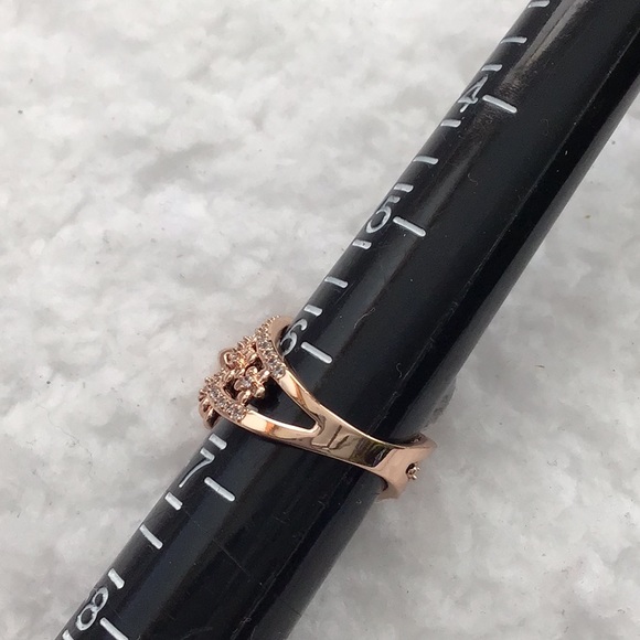 Sensational Morganite Diamond Ring - Picture 8 of 9